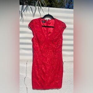 Bebe Red Lace V-Neck Cap Sleeve Sheath Dress • Size 8